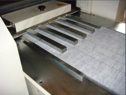 1.5 KW Oil Filter Pleating  Machine , Pleating Height 5mm - 55mm